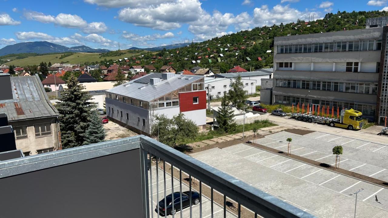 2 Room Apartment With Balcony ลิฟตอฟสกีมิคูลาช ภายนอก รูปภาพ